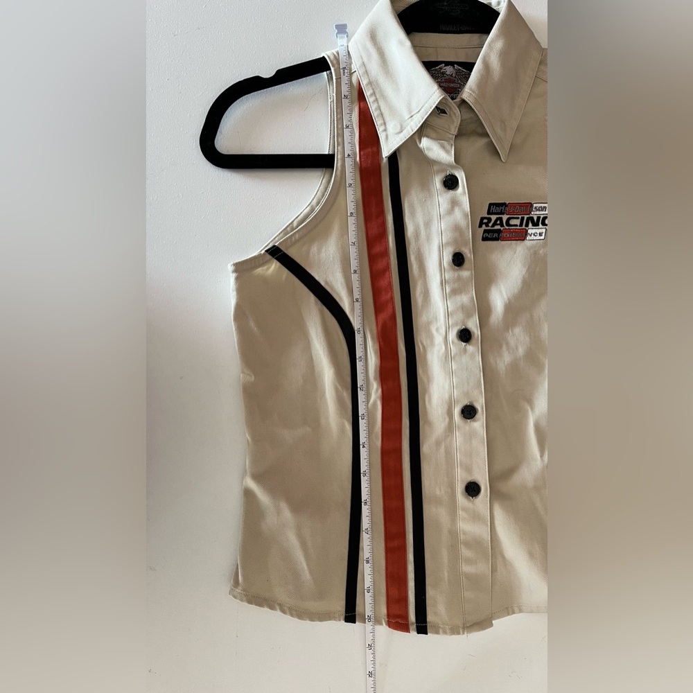 Women’s Harley-Davidson Racing Performance Sleeveless collared Top button front - Picture 3 of 9